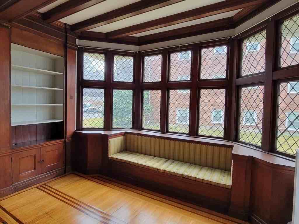 172 Nesmith St Apt 1 #1 - Photo 6 of 13