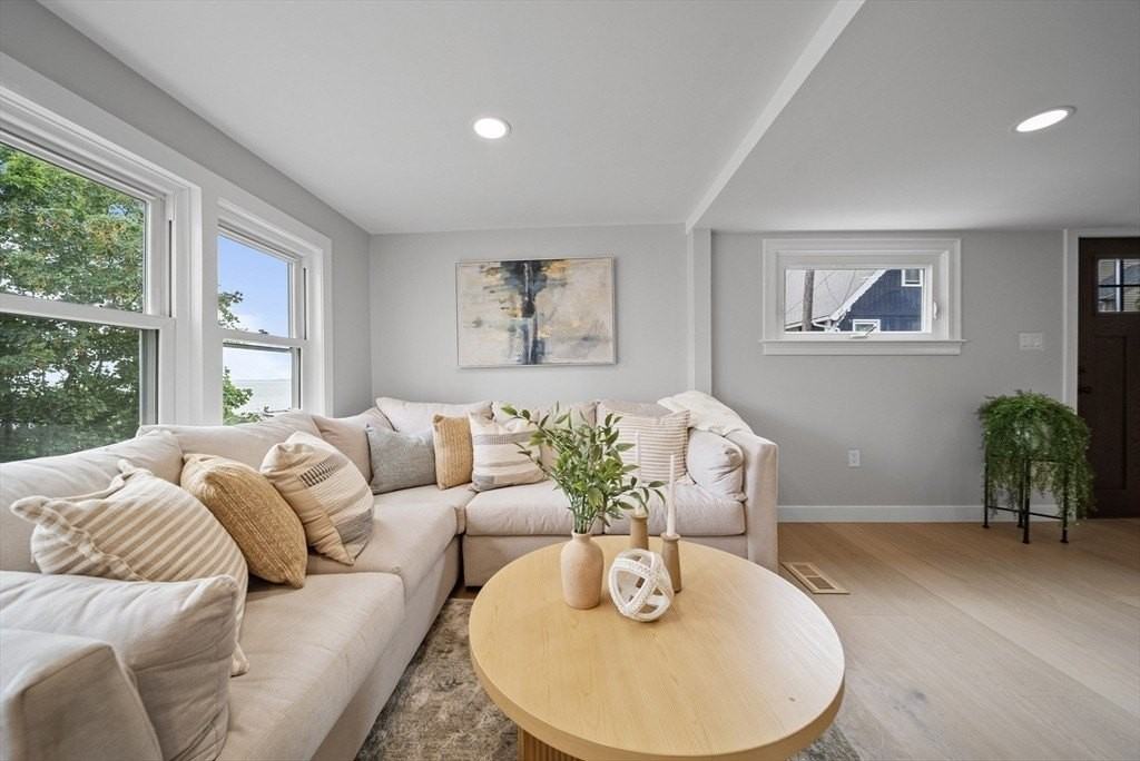 58 Breezy Hill Ter - Photo 2 of 42