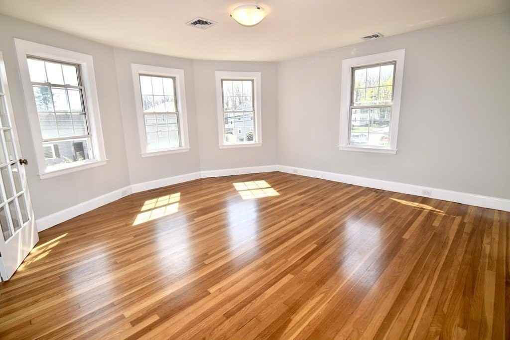 98 Dean St Unit 2 #2 - Photo 4 of 18