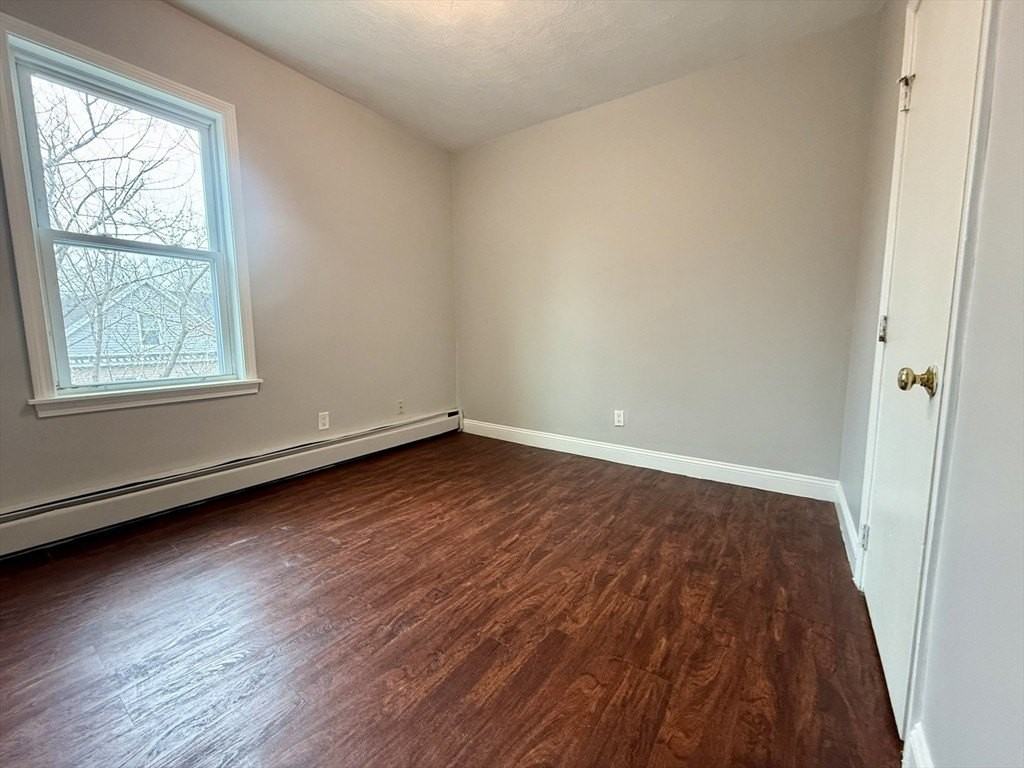 8 Dalton St Apt 3 #3 - Photo 6 of 12