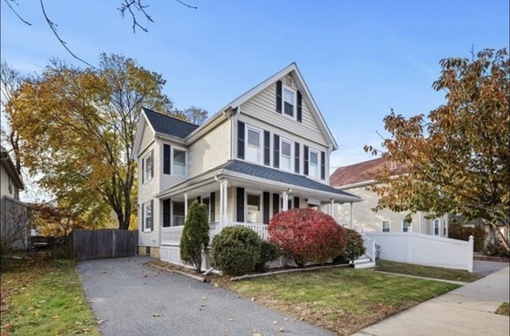 14 Everett St Unit 2 #2 - Photo 3 of 24