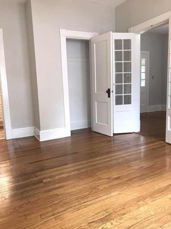 61 Western Ave Apt 4 #4 - Photo 7 of 17