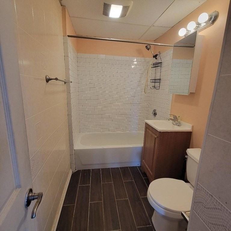 111 Rodney St Apt 2 #2 - Photo 7 of 9