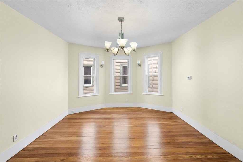 427 Ferry St Unit 2 #2 - Photo 5 of 11