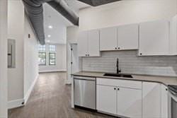 409 Main St Unit 2a #2A - Photo 4 of 18