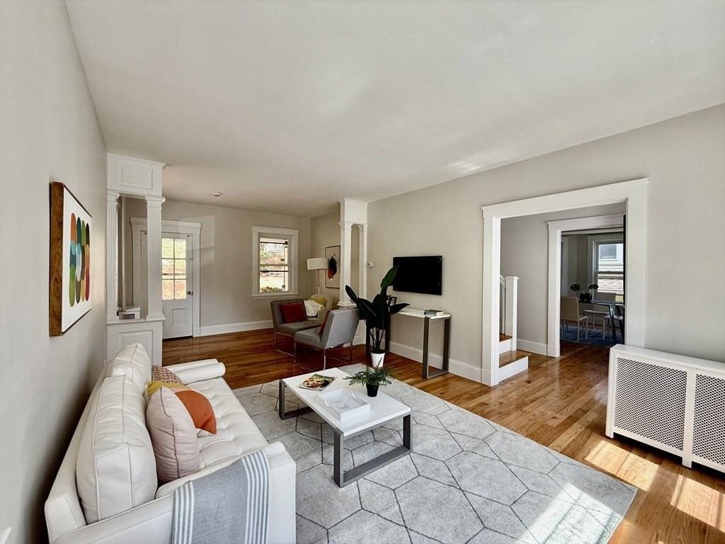 21 Upcrest Rd - Photo 3 of 28