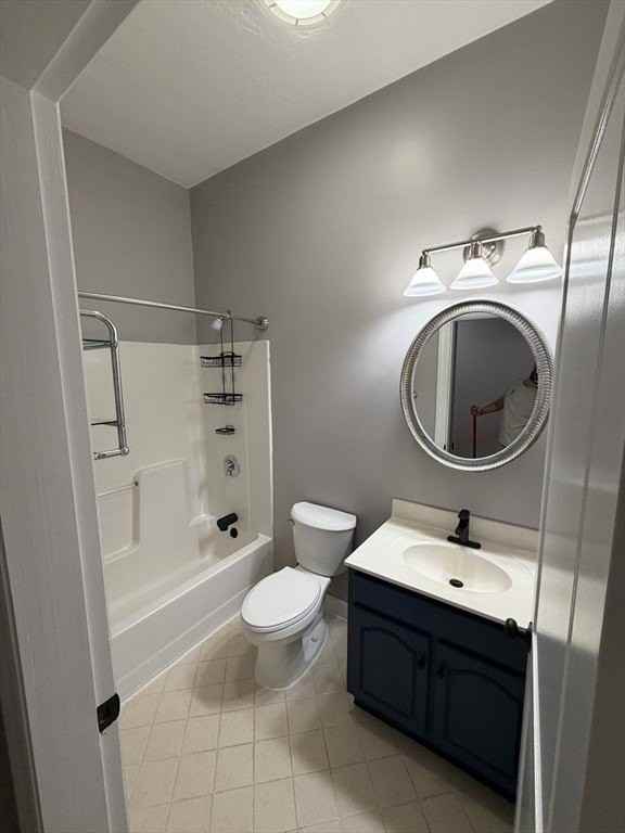 7 Main St Apt 204 #204 - Photo 5 of 11