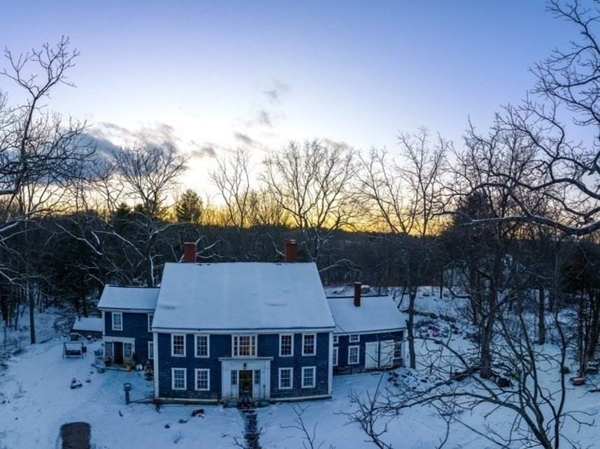 25 25 Bulkeley Rd unit: Center - Photo 2 of 37