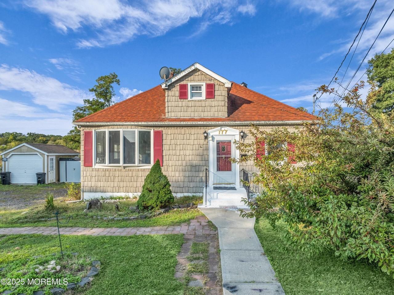 177 Creek Rd - Photo 2 of 32