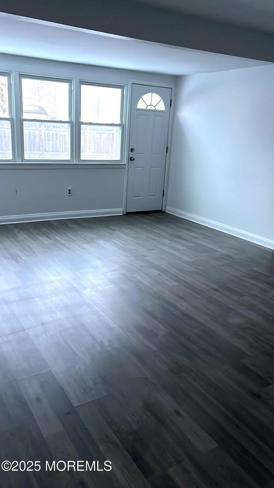 439 Mantoloking Rd - Photo 2 of 13