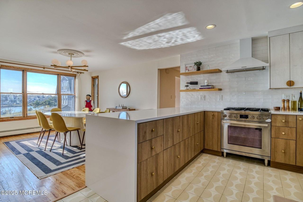 113 Central Ave Unit 2 #2 - Photo 5 of 42