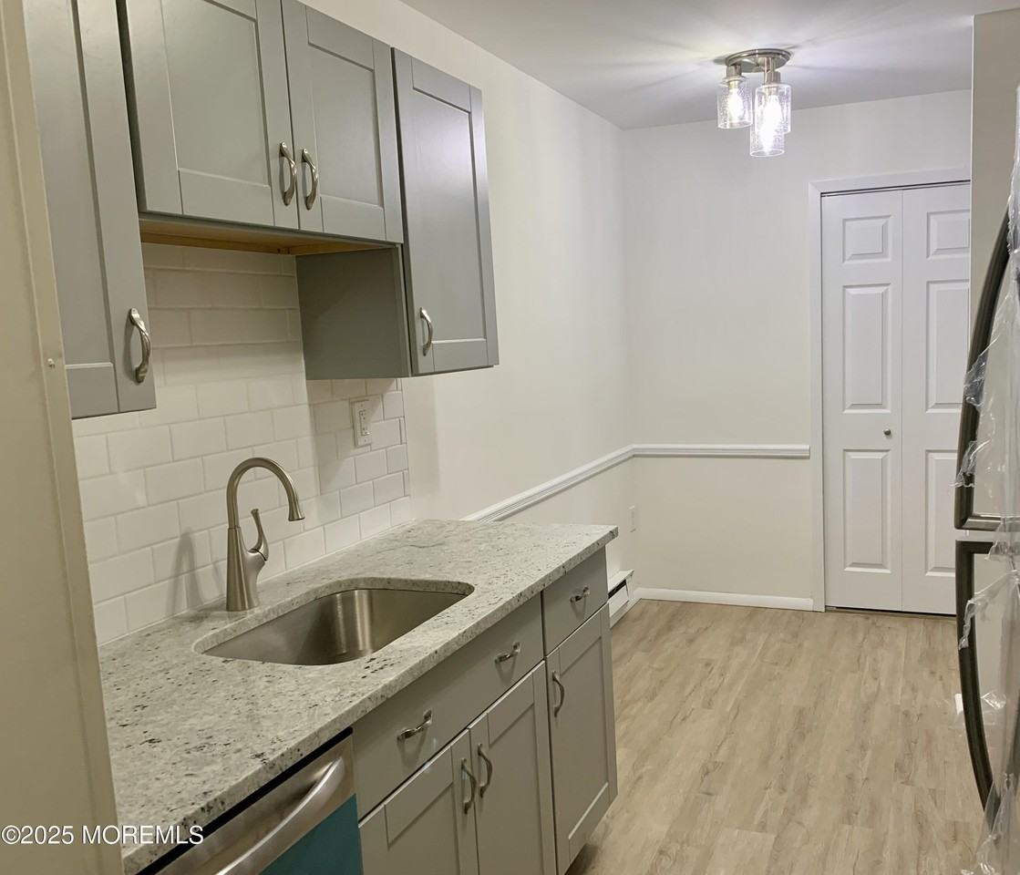 159 Cross Slope Ct Unit B #B - Photo 2 of 13