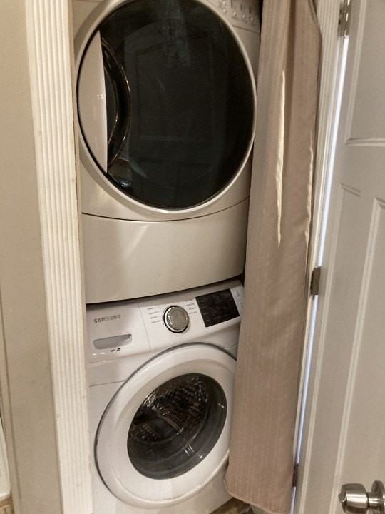 2863 W Belden Ave Apt 2 #2 - Photo 3 of 12