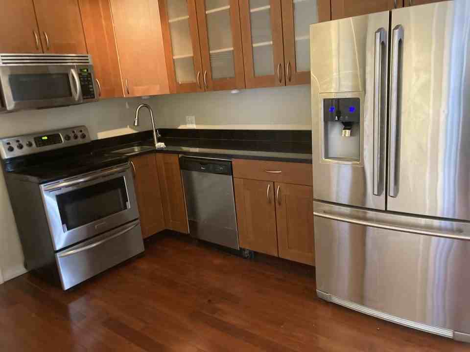 2863 W Belden Ave Apt 2 #2 - Photo 5 of 12