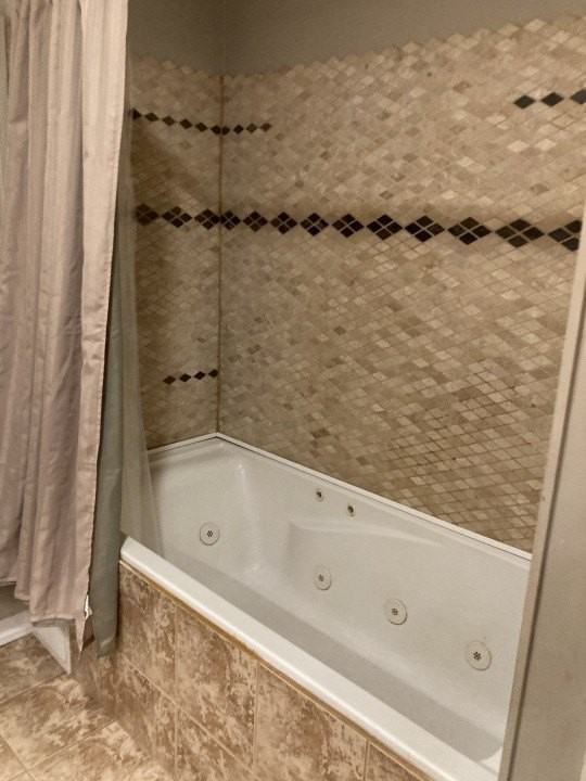 2863 W Belden Ave Apt 2 #2 - Photo 7 of 12