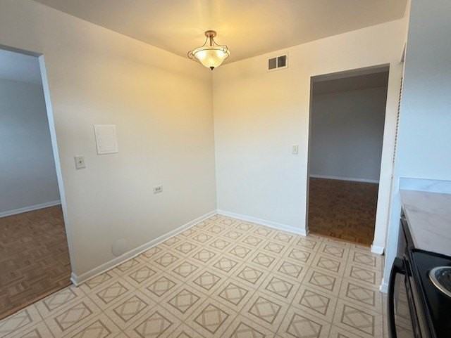 5240 Galitz St Apt 306 #306 - Photo 6 of 17