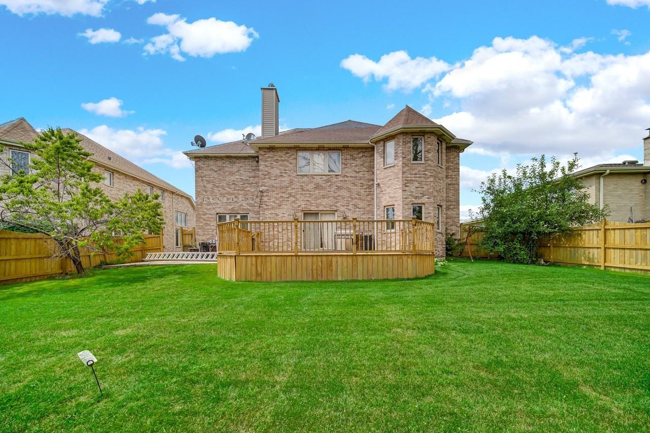 9131 Delphia Ave - Photo 2 of 14