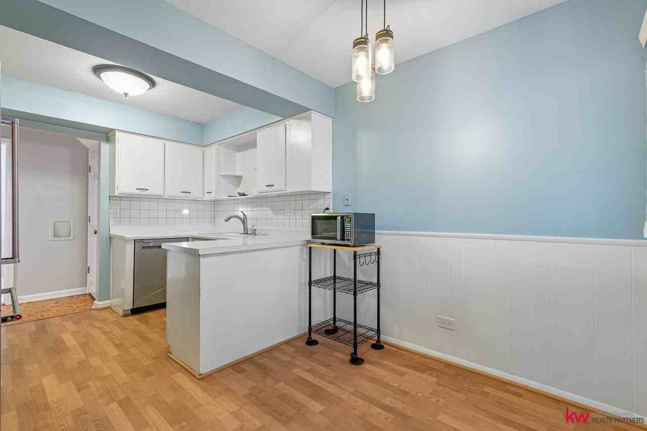 1924 Wilmette Ave Unit D #D - Photo 7 of 26