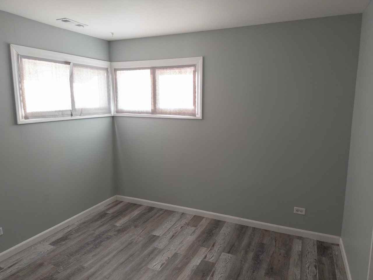 104 Walnut St - Photo 6 of 15