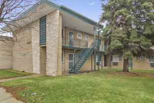 3007 W 87th St Apt 4 #4 - Photo 1 of 1