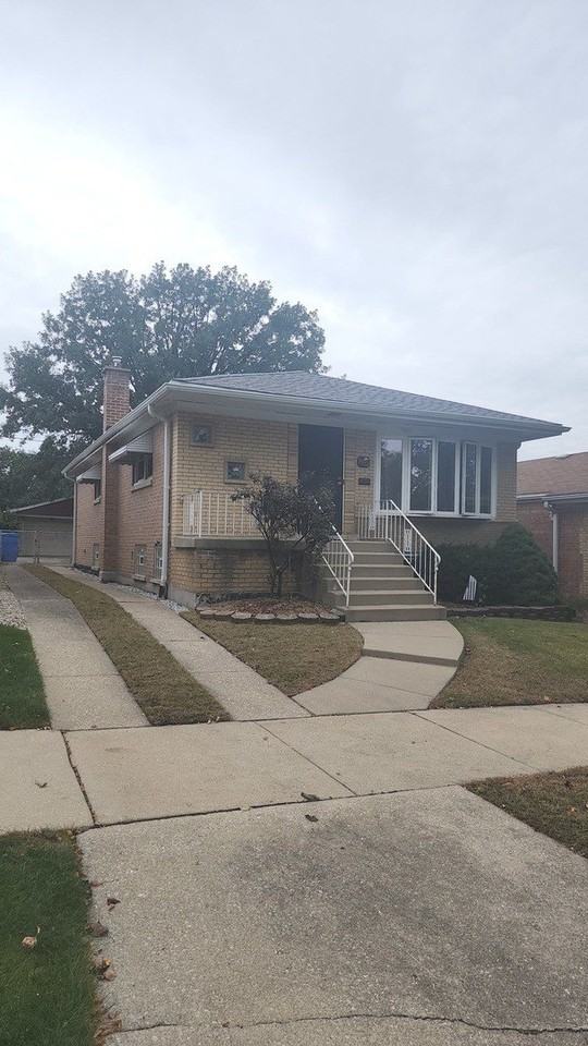 5432 S Neva Ave - Photo 2 of 13