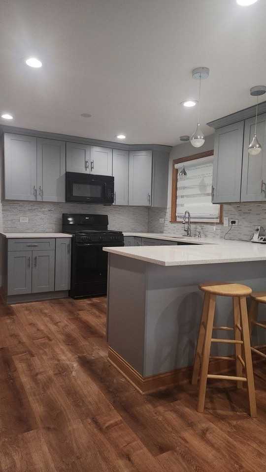 5432 S Neva Ave - Photo 3 of 13