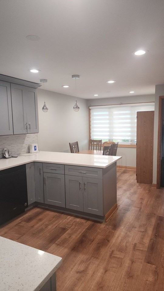 5432 S Neva Ave - Photo 4 of 13