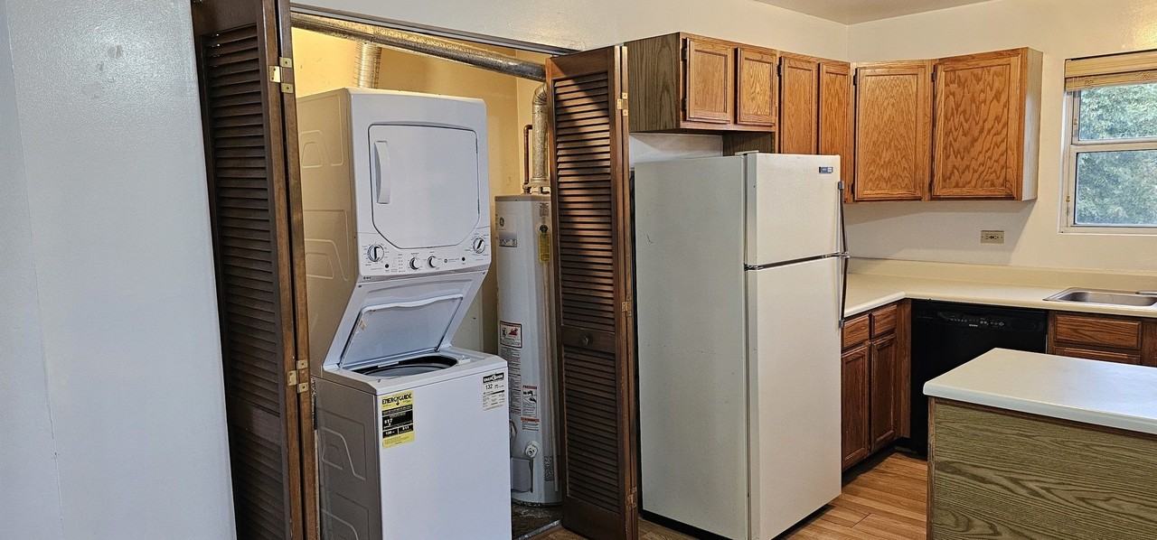 301 Village Creek Dr Unit 2a #2A - Photo 6 of 31