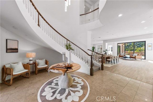 111 Great Oak - Photo 3 of 8