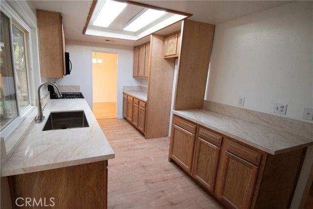 3117 S Linda Way - Photo 2 of 8