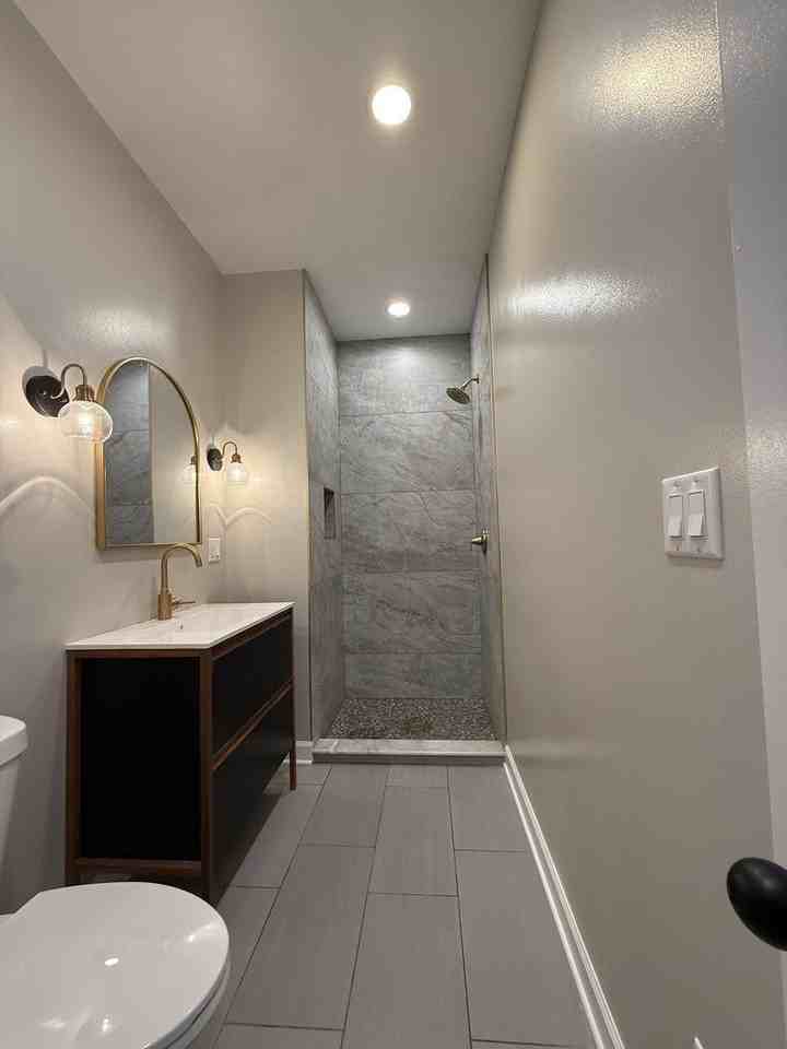 912 N Ashland Ave Unit 1a #1A - Photo 6 of 13