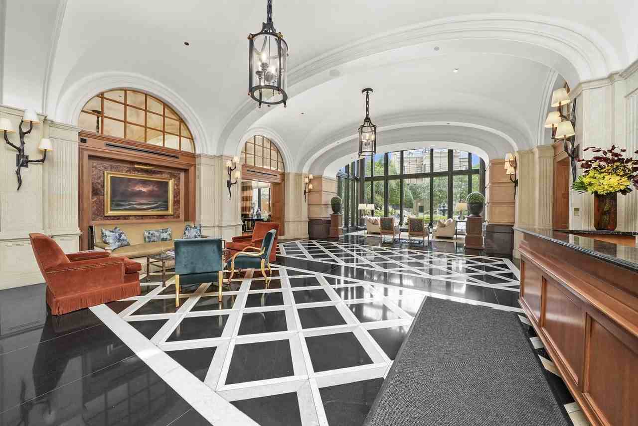 2550 N Lakeview Ave Unit N2103 #2103N - Photo 3 of 44