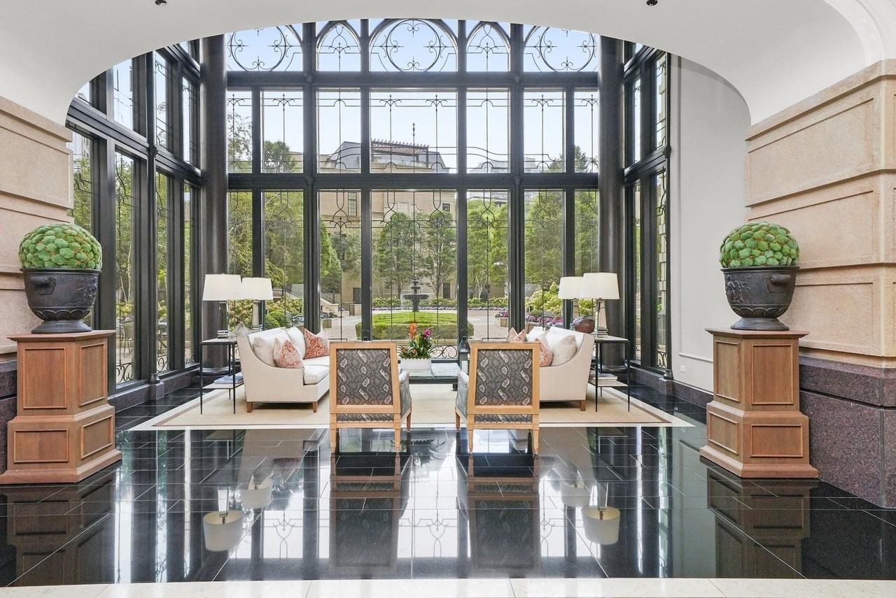 2550 N Lakeview Ave Unit N2103 #2103N - Photo 4 of 44