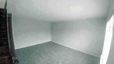 2 Tower Ct - Photo 3 of 18