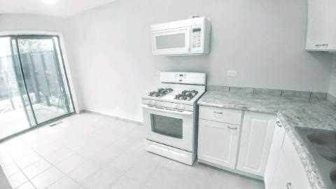 2 Tower Ct - Photo 6 of 18