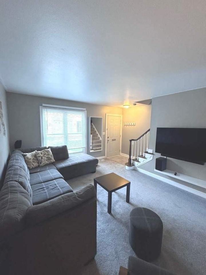 1727 Sessions Walk - Photo 5 of 12