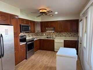 510 Shadywood Ln - Photo 3 of 23