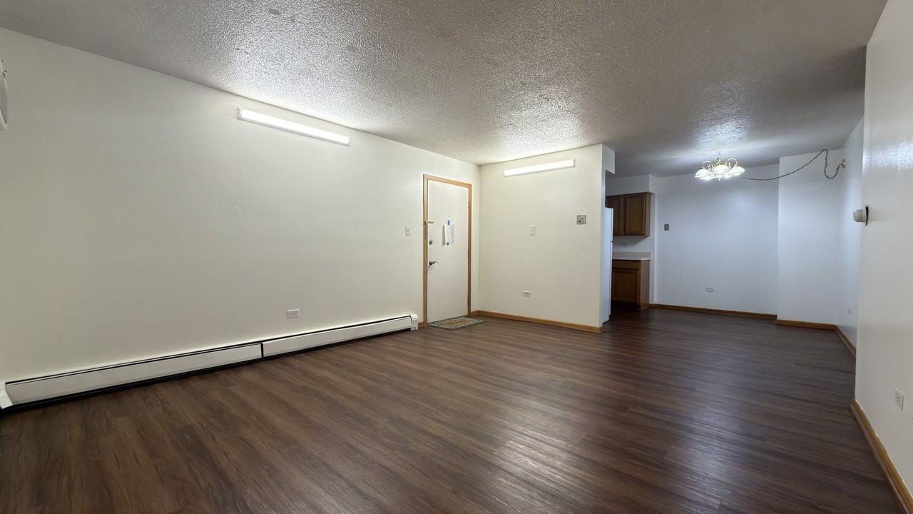 7305 W 157th St Apt 3d #3D - Photo 4 of 15