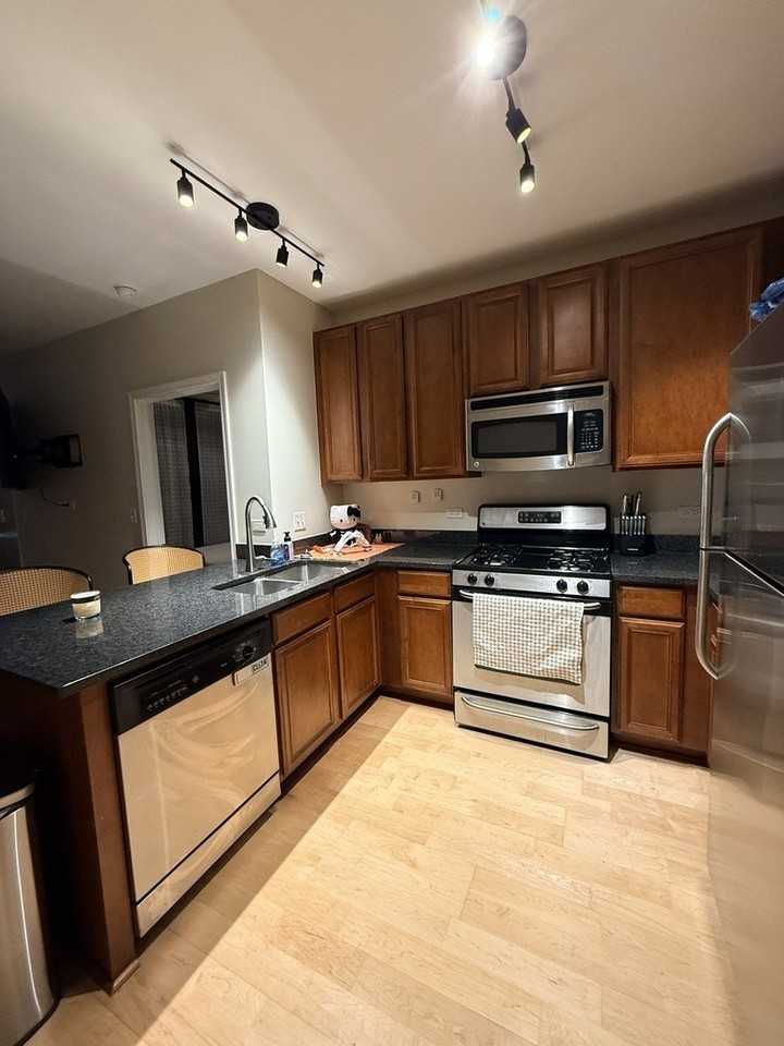 1255 S State St Unit 905 #905 - Photo 3 of 11