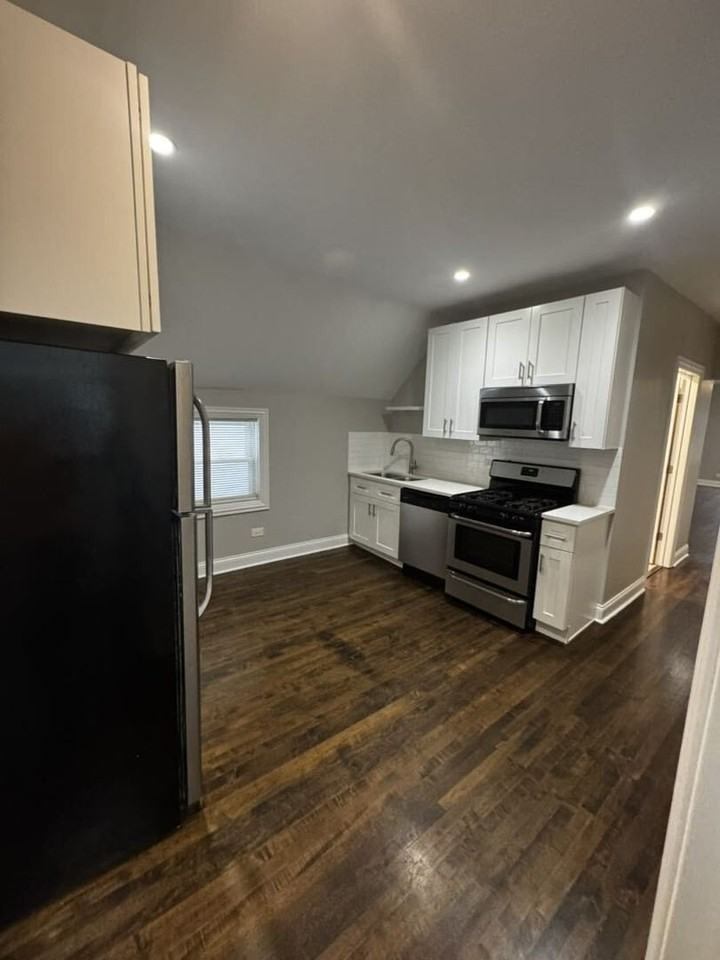 4343 N Troy St Unit 2 #2 - Photo 2 of 15