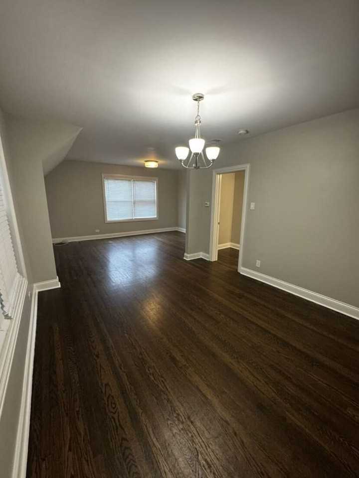 4343 N Troy St Unit 2 #2 - Photo 5 of 15