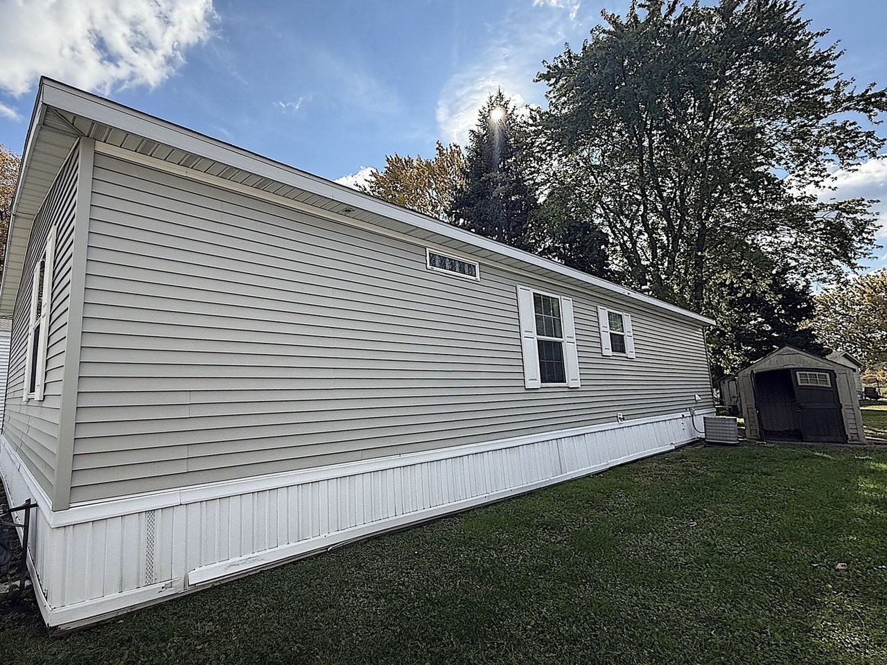 186 Carriage Ln - Photo 2 of 10