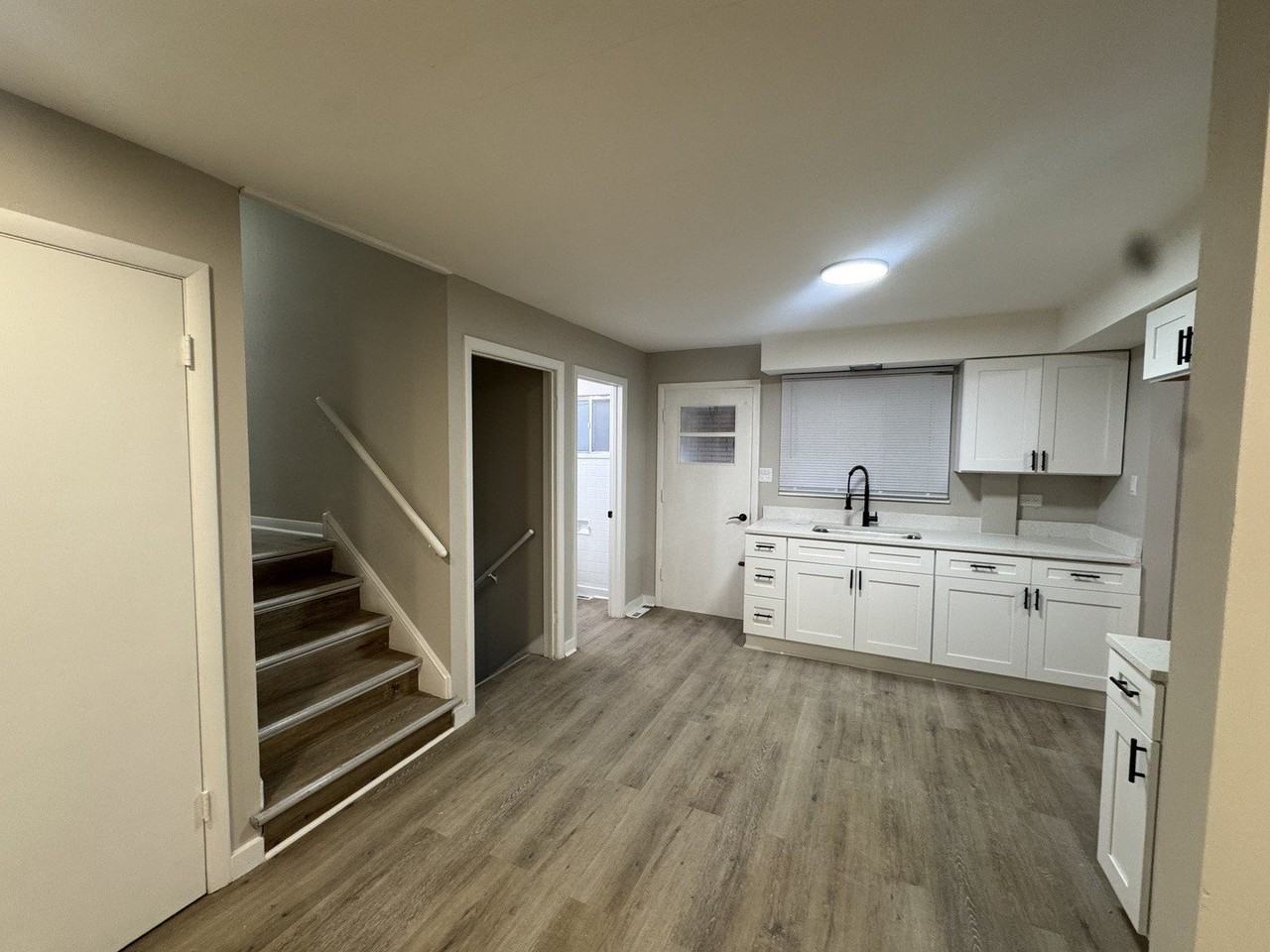 15041 Oak St - Photo 4 of 19