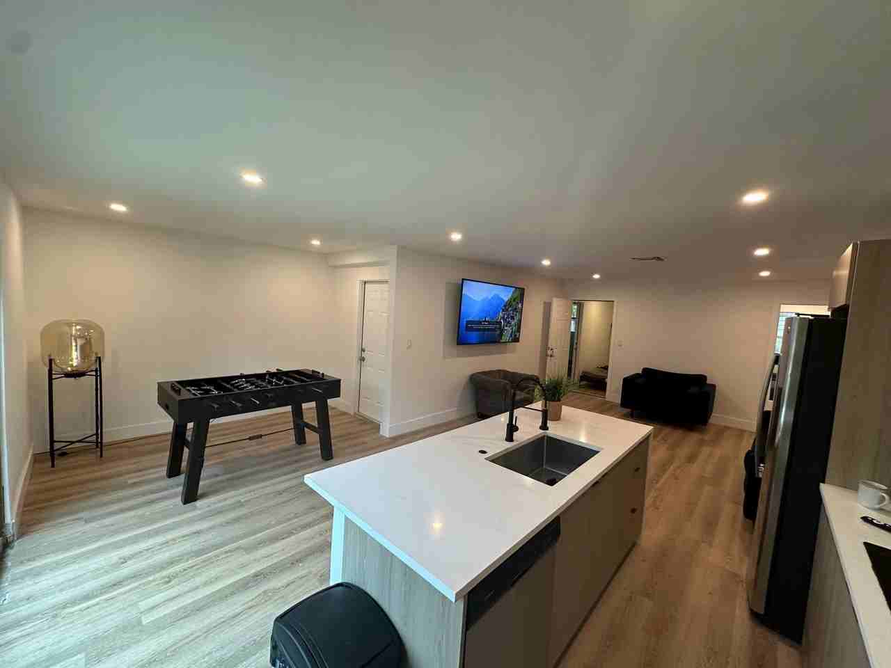 8th St - Photo 5 of 12