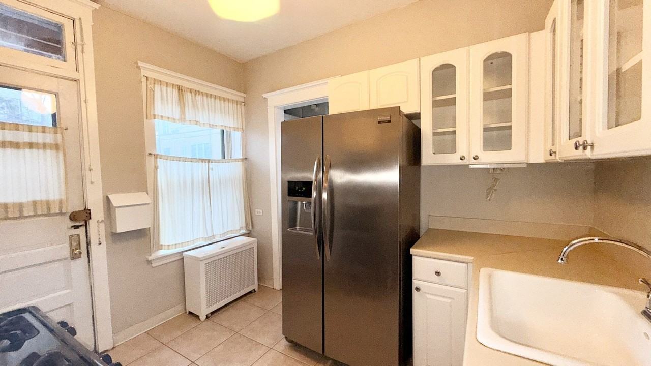 2016 1/2 Sherman Ave Apt 1s #1S - Photo 6 of 12