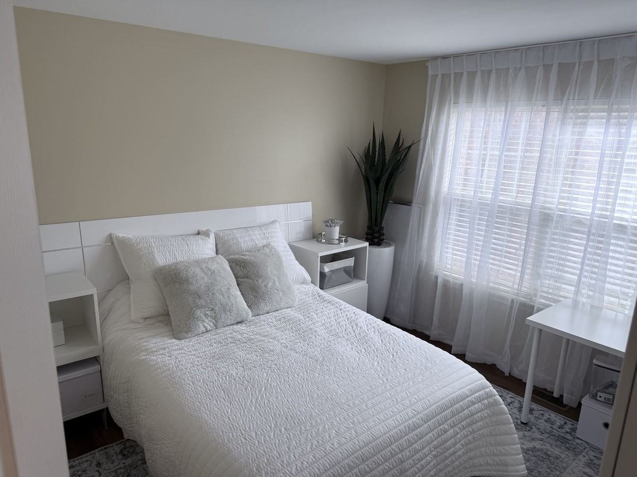 2727 Borkshire Ln - Photo 5 of 24