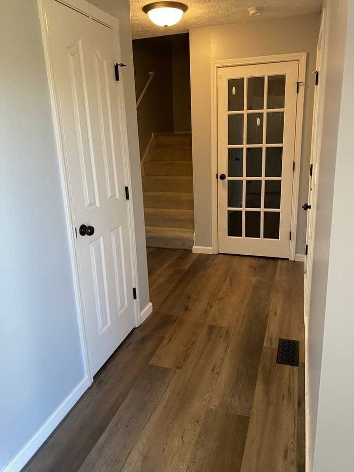 1704 Sunrise Pt - Photo 3 of 26