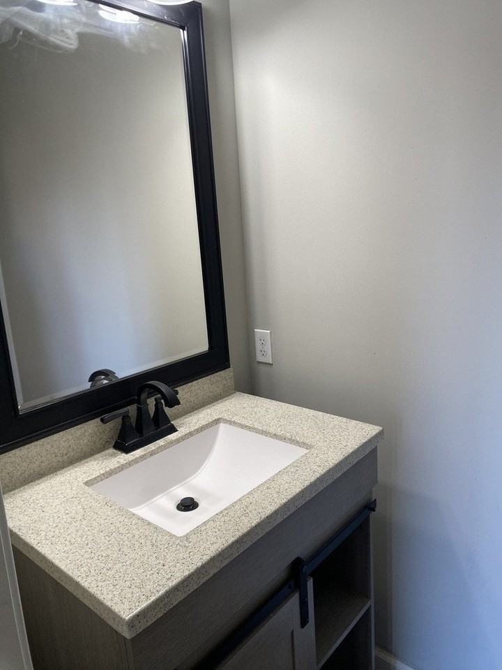 1704 Sunrise Pt - Photo 4 of 26