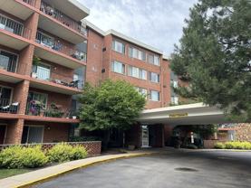 16 E Old Willow Rd Apt 414s #414S - Photo 1 of 1