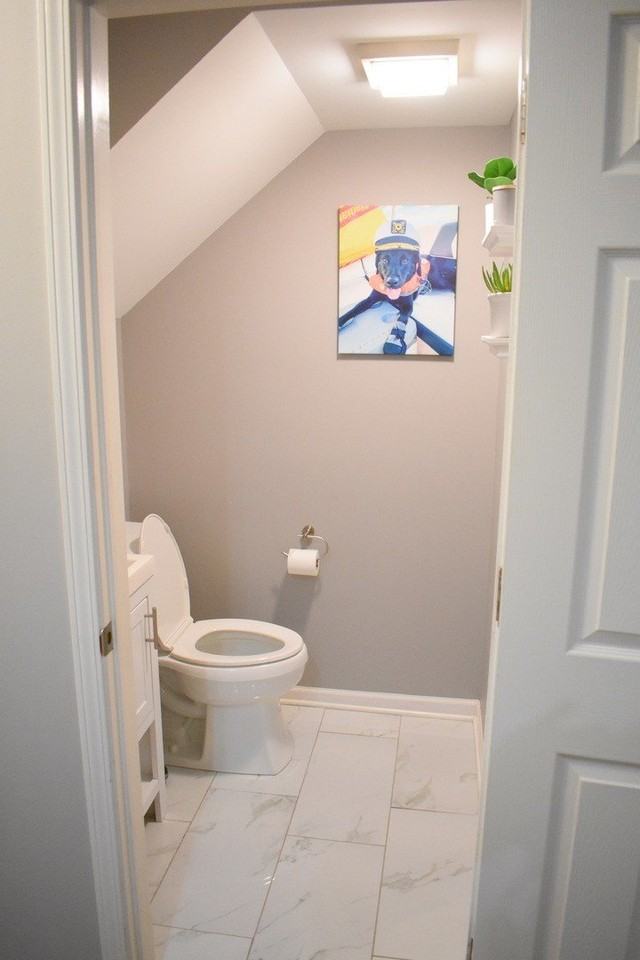 2851 N Southport Ave Apt A #A - Photo 6 of 12